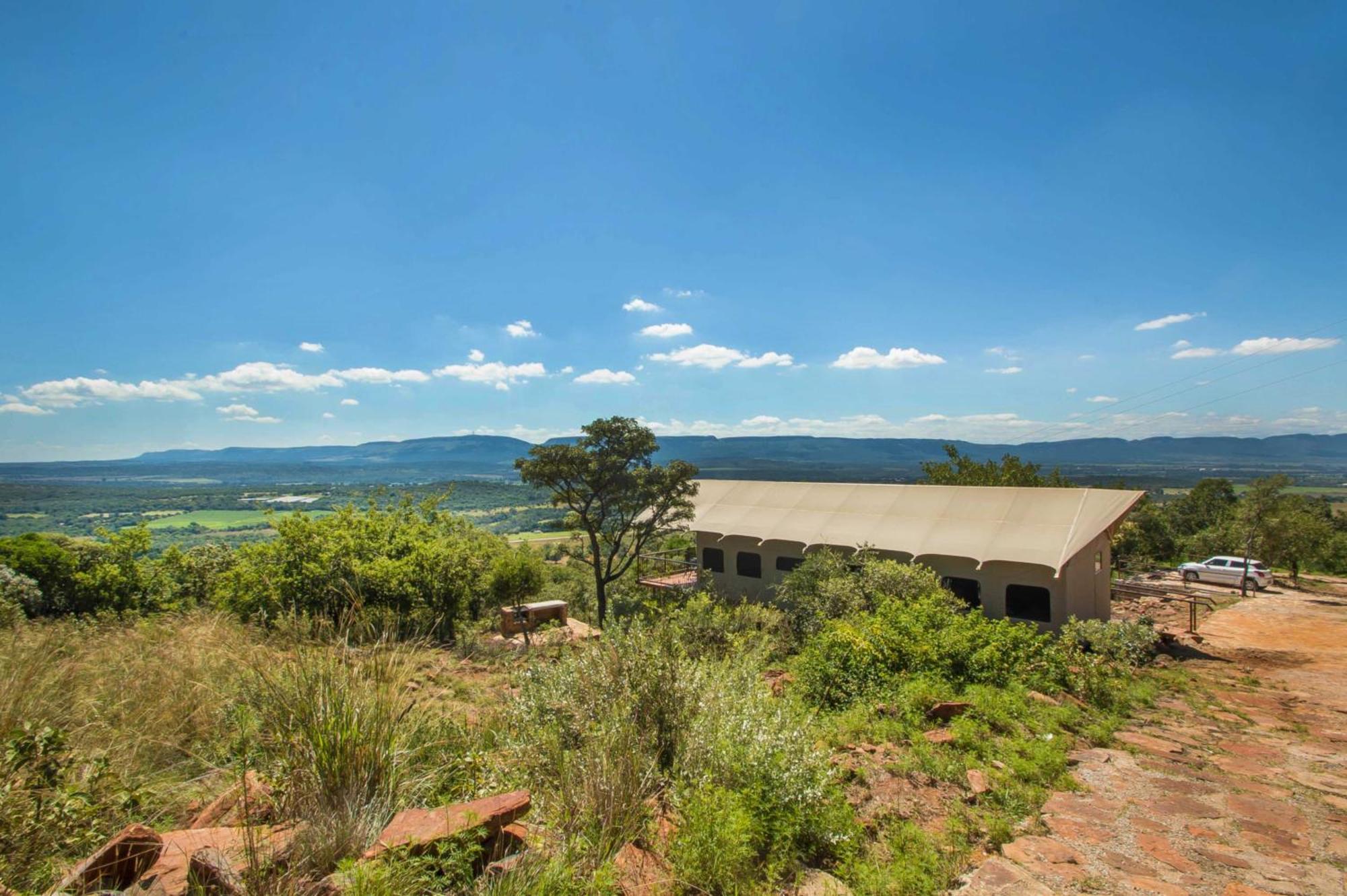 Idwala Le Ingwe Lodge Hekpoort ภายนอก รูปภาพ