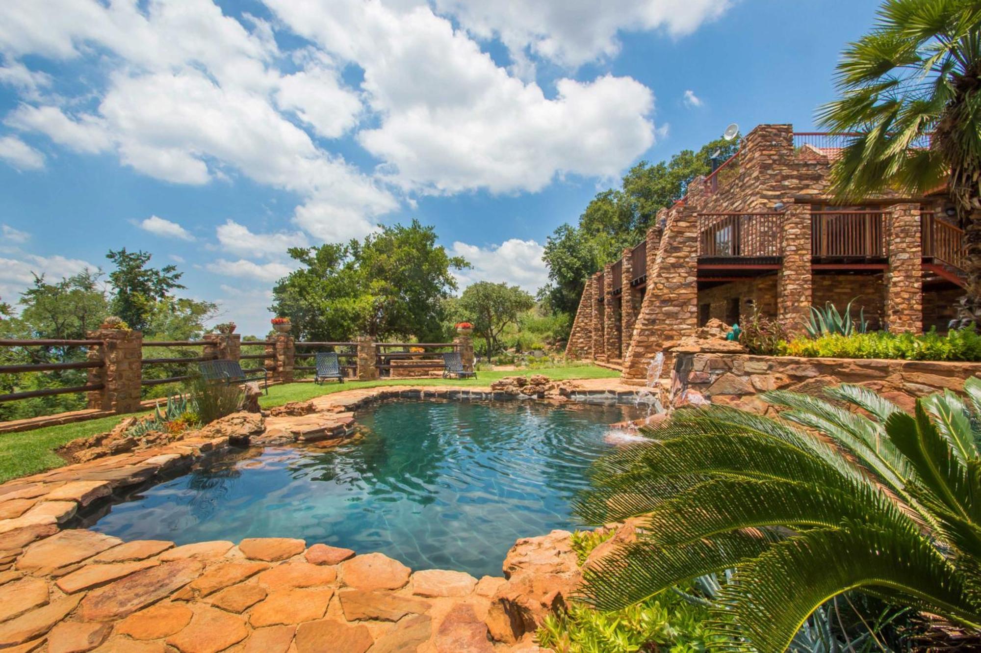 Idwala Le Ingwe Lodge Hekpoort ภายนอก รูปภาพ