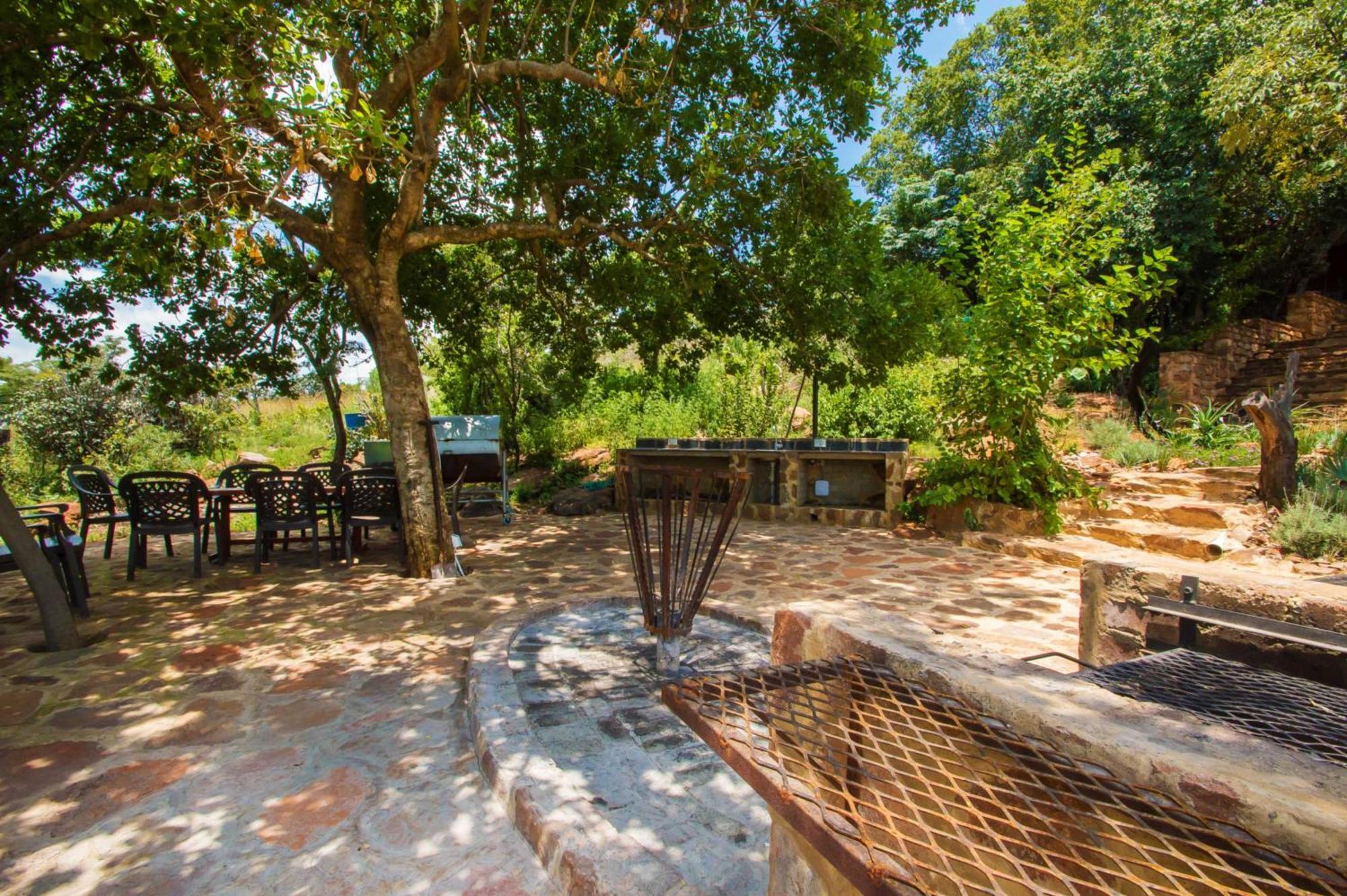 Idwala Le Ingwe Lodge Hekpoort ภายนอก รูปภาพ